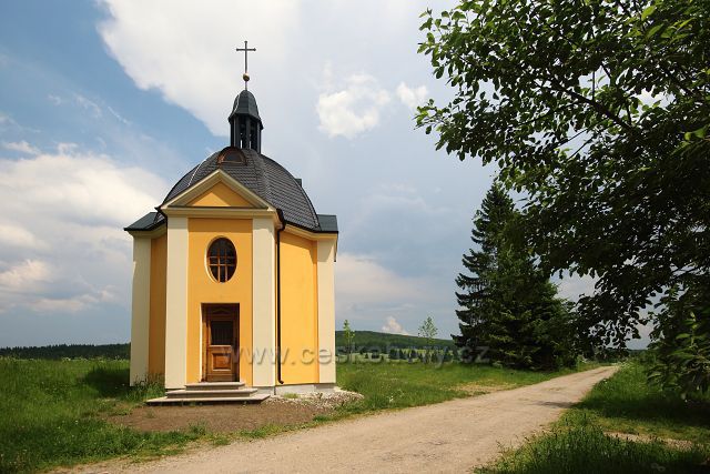 Kaple u Horní Blatné