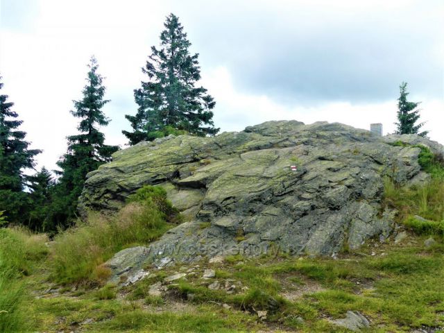Suchý vrch - skalní útvar Bradlo