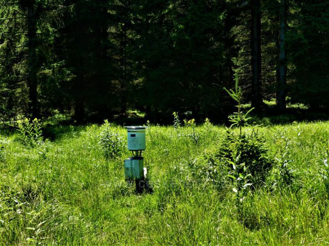 Hydrologické zařízení u rozcestí pod Zeleným vrchem