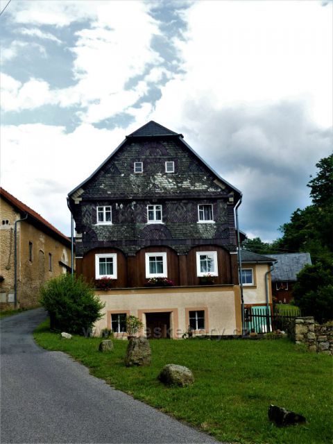 Bílý Potok - Podstávkový patrový dům.