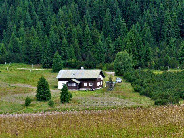 Jizerské hory - Jizerka, chalupa pod Bukovcem.