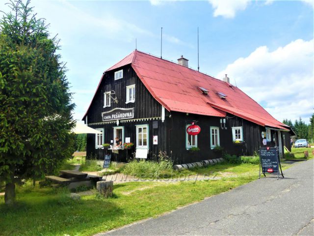 Jizerské hory - Jizerka, chata Pešákovna.