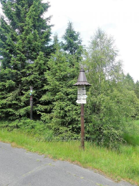 Jizerské hory - Turistický rozcestník Borkoviště 860 m.n.n.