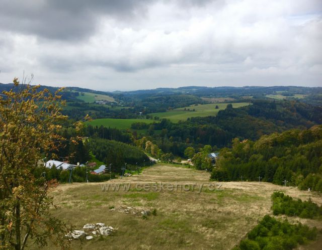 Výhled z rozhledny Feistův kopec