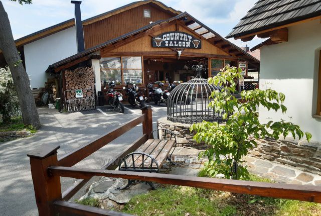 Country salon z Janovic na Klatovy