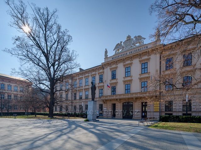
Masarykova univerzita v Brně