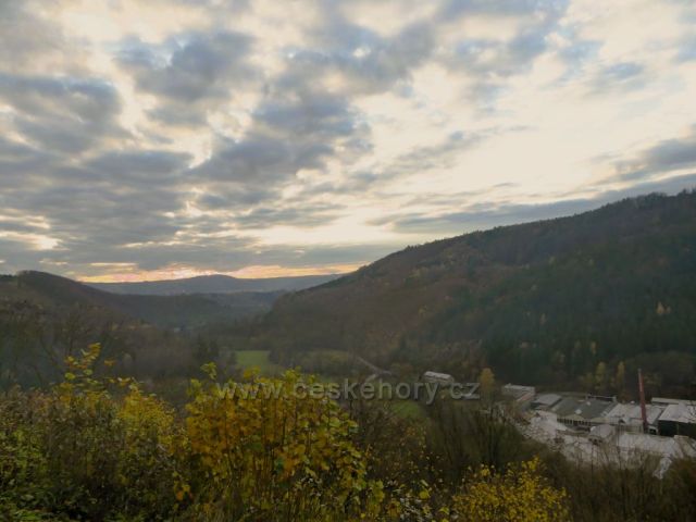 Lanšperk - pohled do údolí Tiché Orlice