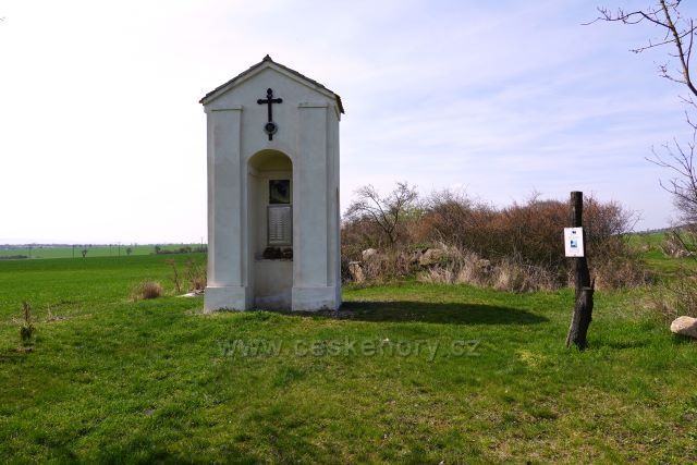 Kaple pod vrchem Milá