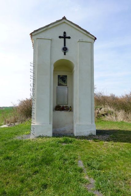 Kaple pod vrchem Milá