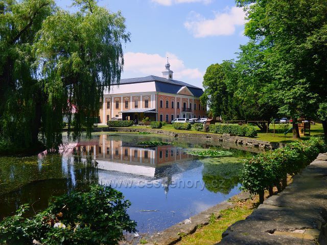 Zámek Radkov-Dubová