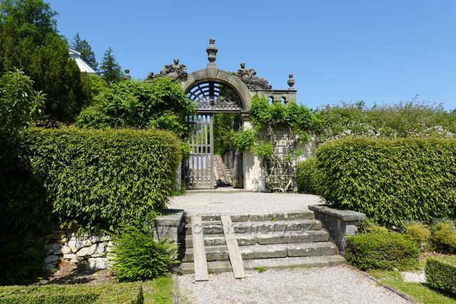 Zámecký park rokokového zámku Nové Hrady