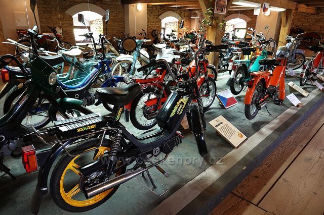 Muzeum motokol 
v zámeckém areálu zámku
Nové Hrady