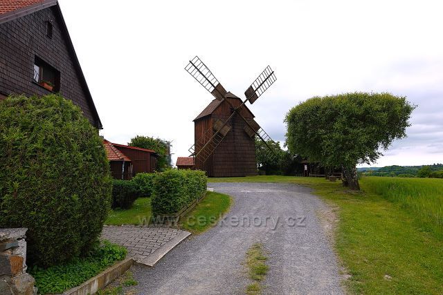 Maršálkův větrný mlýn
Partutovice