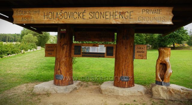 Holašovické Stonehenge