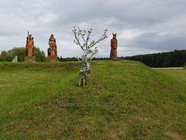 Holašovické Stonehenge