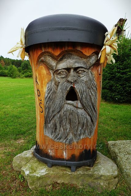 Holašovické Stonehenge