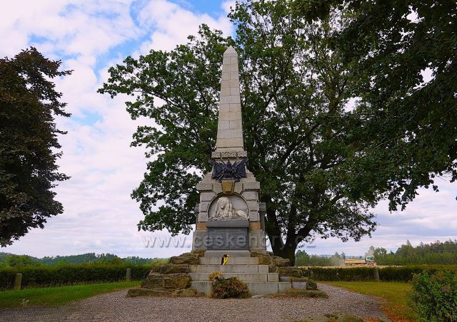 Pomník bitvy u Náchoda
(Vysokov-Baterie)