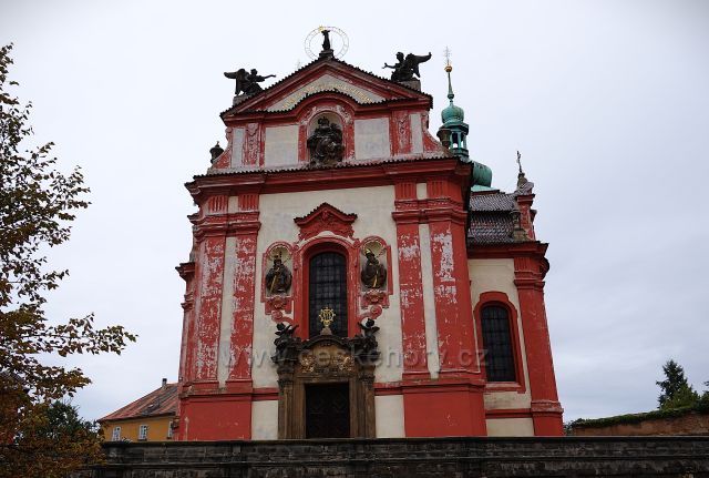 Děkanský kostel 
Nanebevzetí Panny Marie
Zlonice