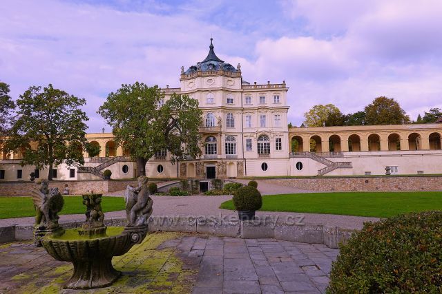 Ploskovice zámek Ploskovice zámek