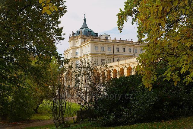 Ploskovice zámek Ploskovice zámek