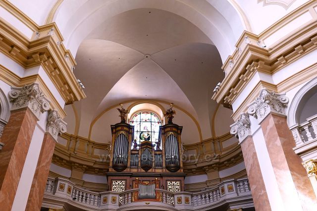 Bazilika sv. Vavřince a 
sv. Zdislavy