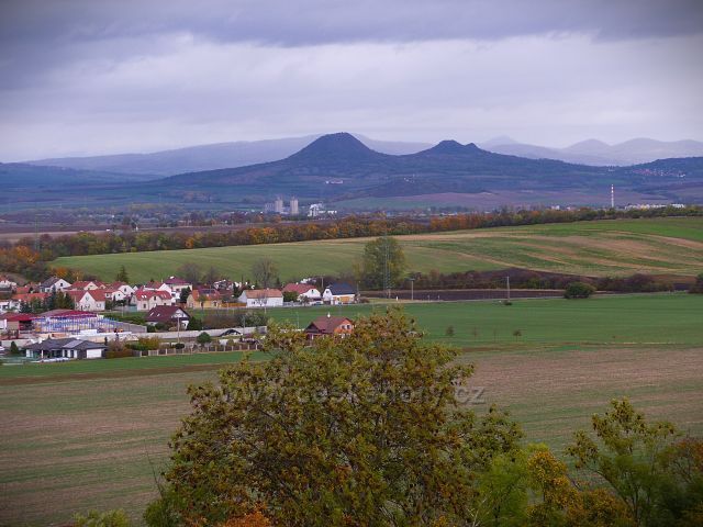 Zámek Nový Hrad 
v Jimlíně u Loun
(výhledy z věže)