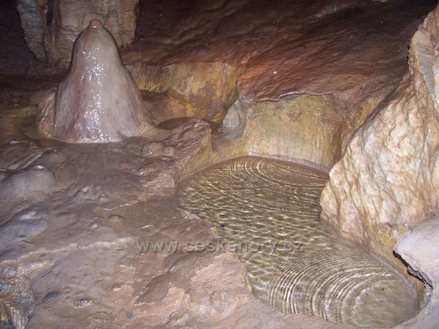 jeskyně Na Pomezí