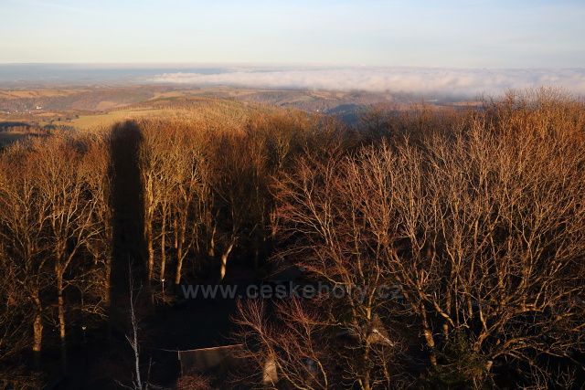Výhled z rozhledny na Geisingbergu
