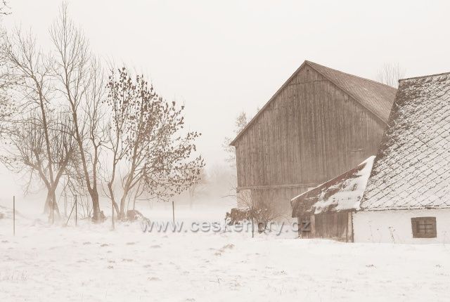 Za vesnicí - U Velhartic