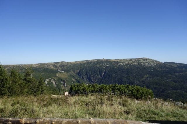 od mohyly k Směžným jamám