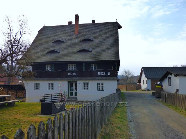 Kosárna
(muzeum Karlovice)