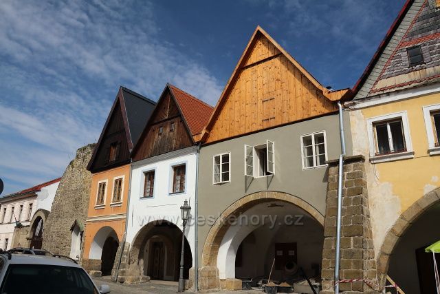 Domy na náměstí