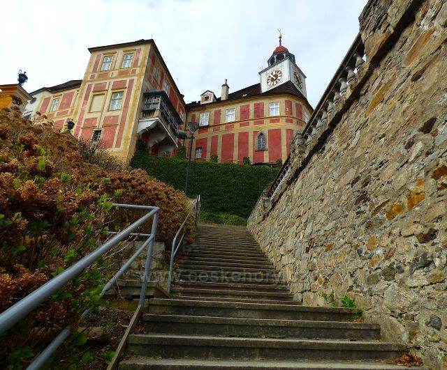 Jánský vrch - zámek,
Javorník