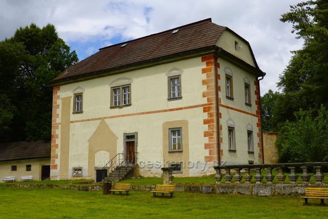 Bredovský letohrádek