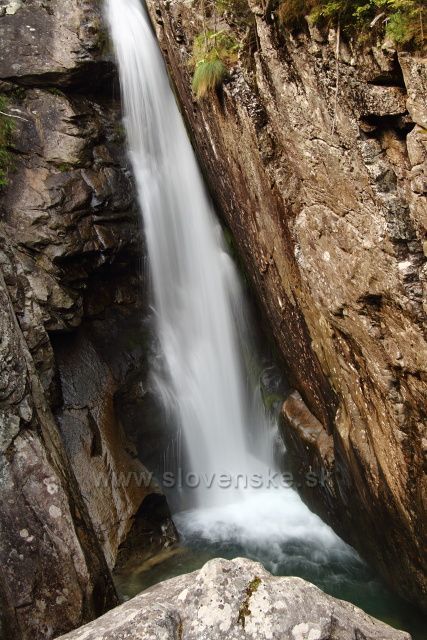 Obrovský vodopád