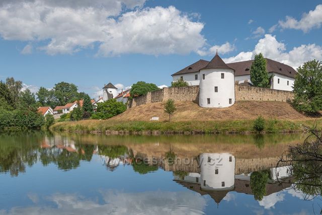 tvrz Žumberk
