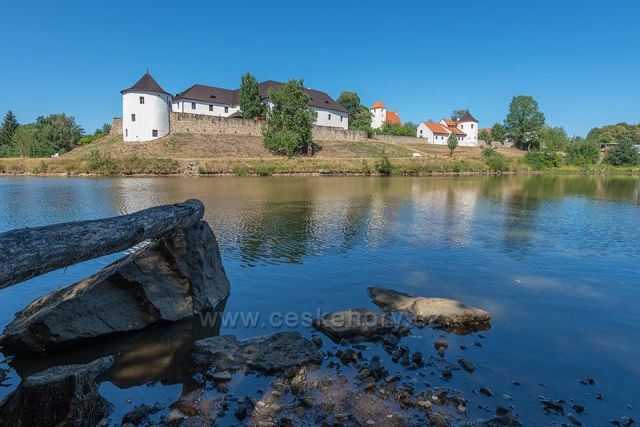 tvrz Žumberk