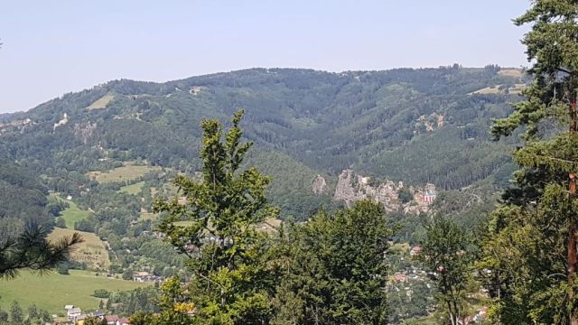 Besedické skály v Českém ráji