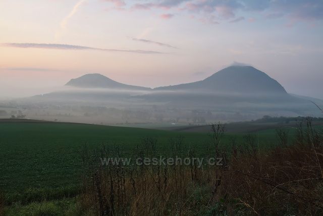Želenický vrch a Zlatník od Braňan