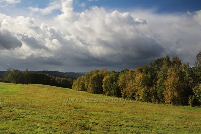 Výhledy pod Jitrovníkem
